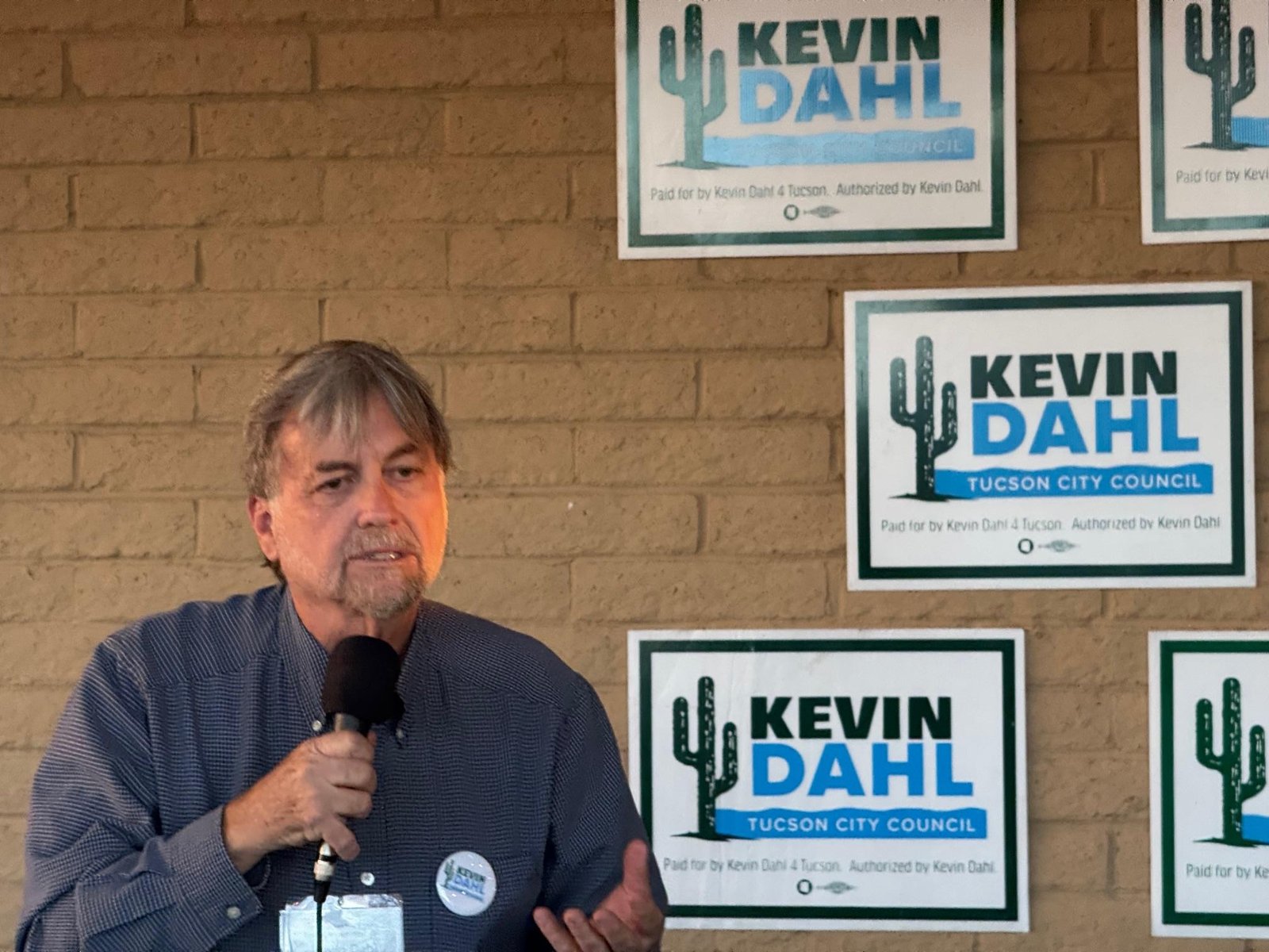 Dahl throws kickoff party for Tucson City Council reelection campaign