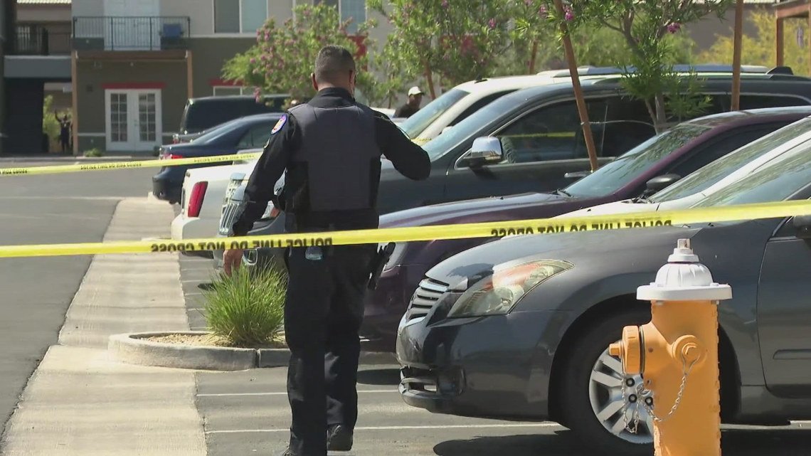 Man shot in south Phoenix, has life-threatening injuries, police say