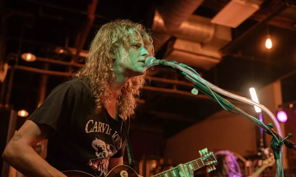 'How loved he is': Carvin Jones cancer benefit rocks Phoenix bar