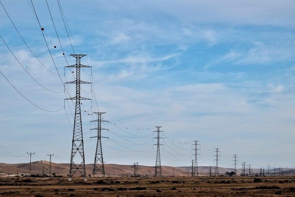 Governor rejects fast-track for small nuclear reactors at Arizona data centers
