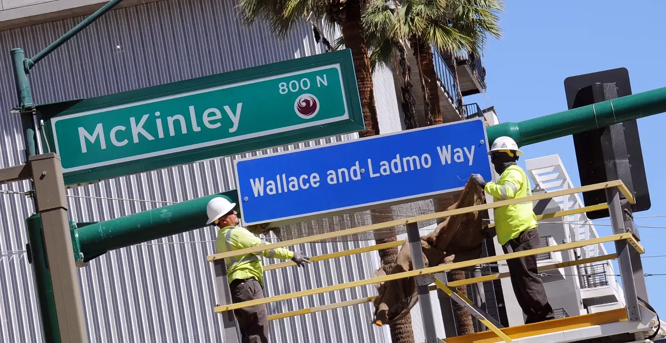 Phoenix unveils Wallace and Ladmo street sign honoring TV hosts
