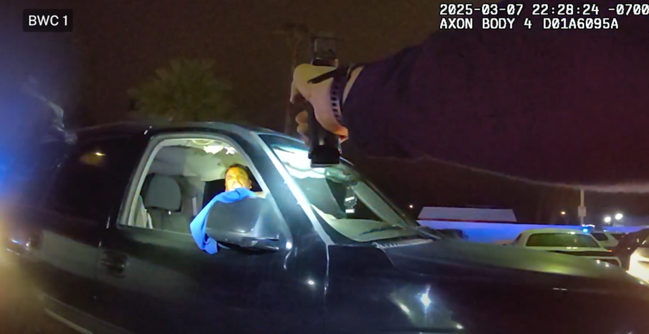 Video: Scottsdale police shoot, kill unarmed man in his car