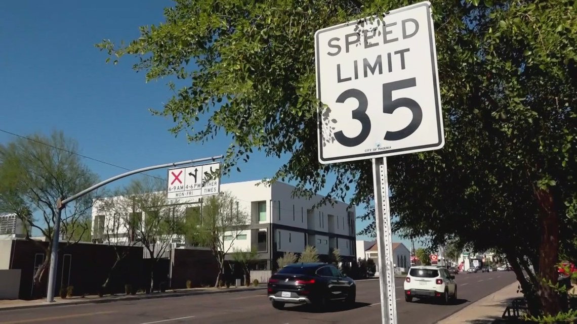 Public shows support of petition to end reverse lanes on 7th Street, 7th Avenue; Phoenix city council votes for comprehensive study