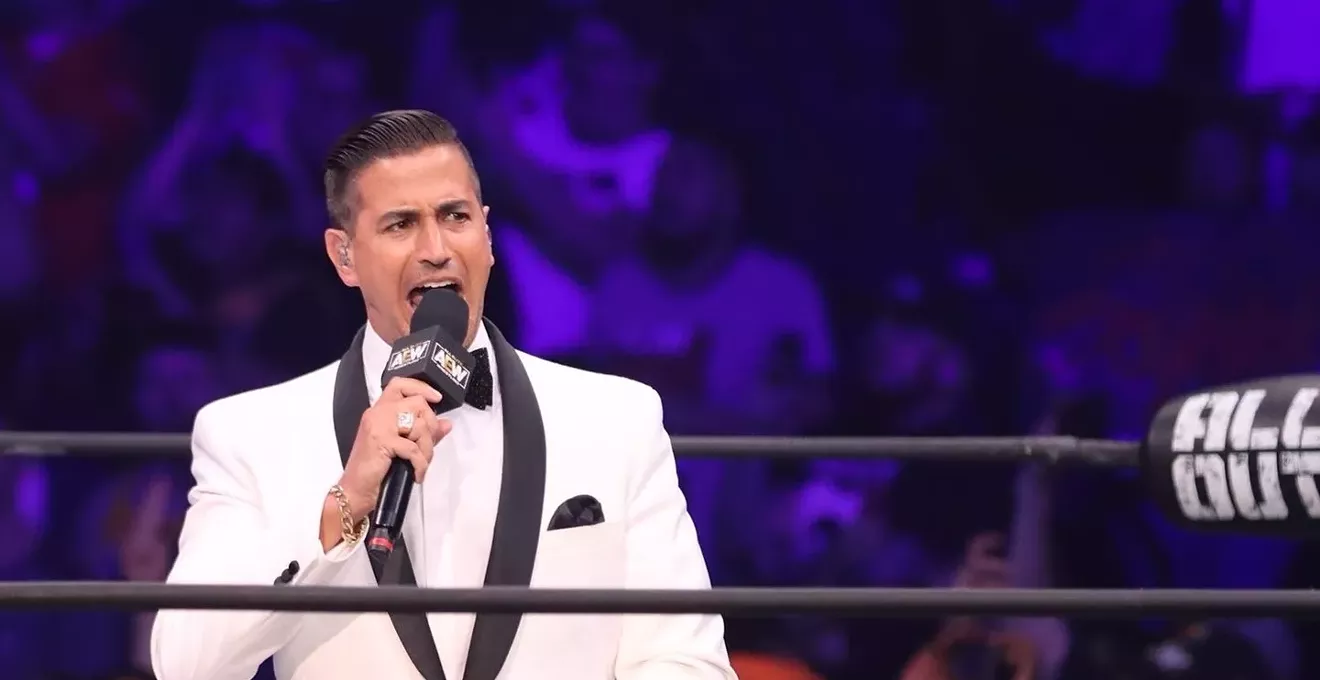 How AEW ring announcer Justin Roberts got his start in Arizona