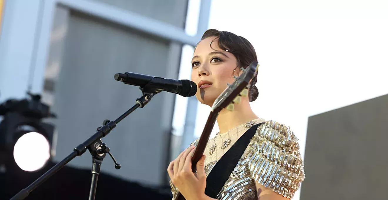 Laufey brings her jazz-inspired pop songs to Phoenix this fall