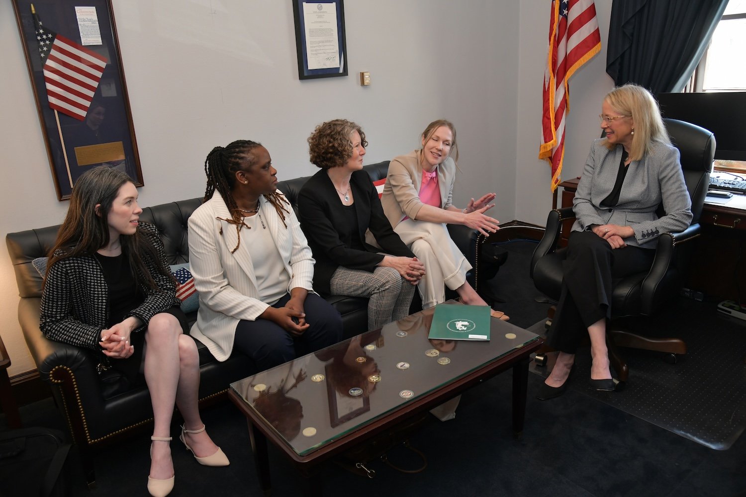 Members of the American College of Obstetricians and Gynecologists meet with a member of Congress during the organization’s Congressional Leadership Conference in March. (Courtesy of ACOG)