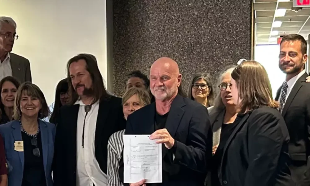 Tempe drops charge against man it cited for feeding the homeless