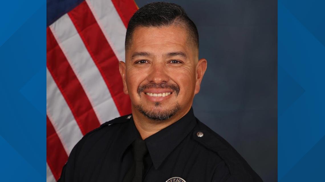 Apache Junction identify officer shot in face by suspect