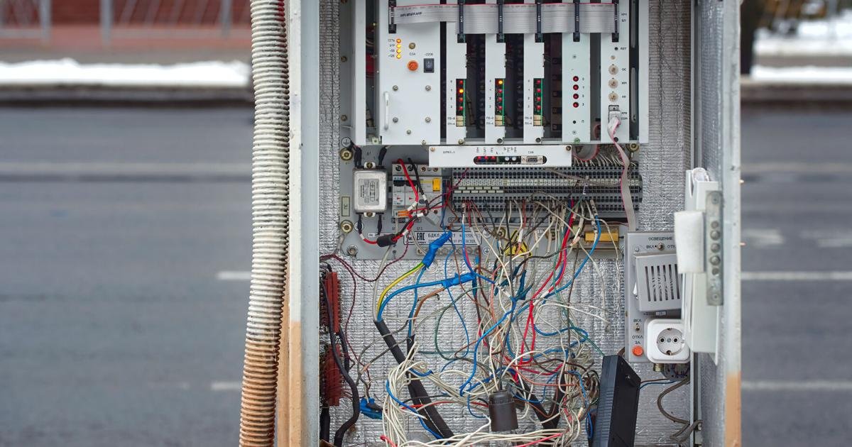 Lake Havasu City to spend $226K to service three traffic lights as part of ongoing program