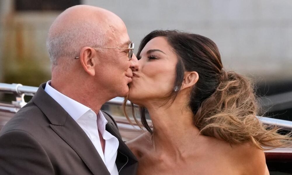 These are the celebs who are attending Jeff Bezos’ Venice wedding