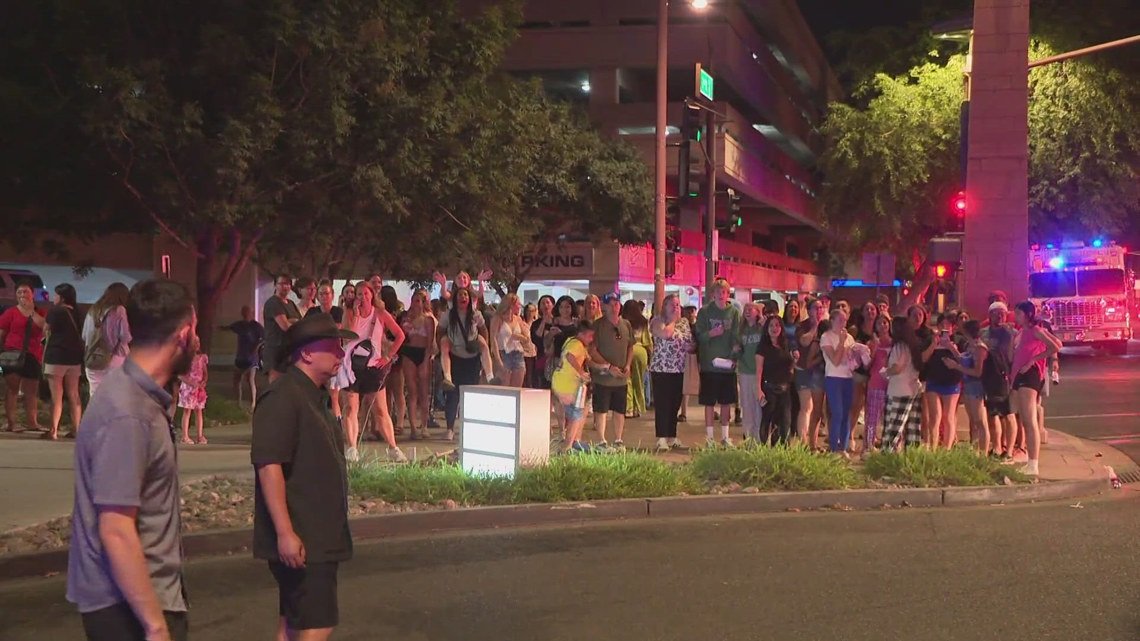 High-rise hotel in downtown Phoenix evacuated for fire
