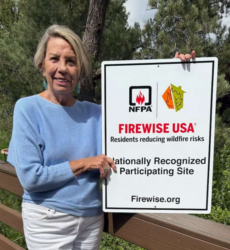 Canyon Mesa Country Club HOA gets Firewise USA sign
