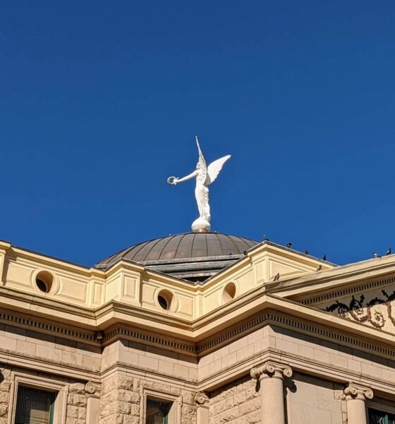Hobbs signs Arizona budget averting shutdown after House GOP holdout ends