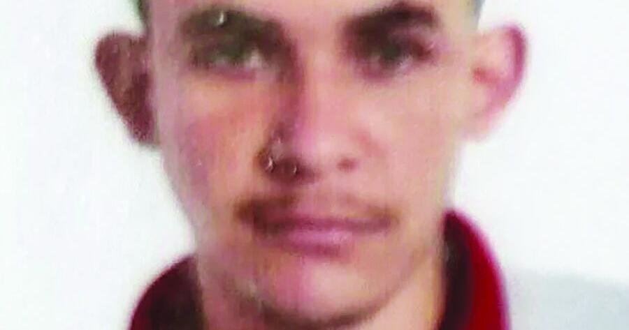 Kingman man charged with attempted homicide after fleeing scene of stabbing on Monday
