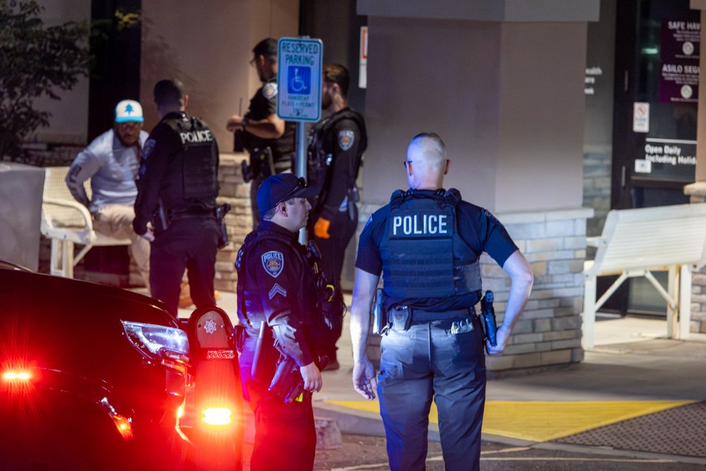 Man who allegedly pulled gun at Wingstop arrested