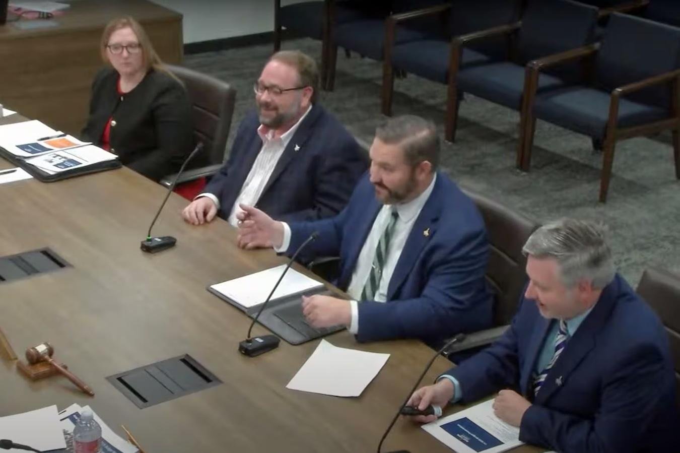 Maricopa County recorder sues supervisors over election powers
