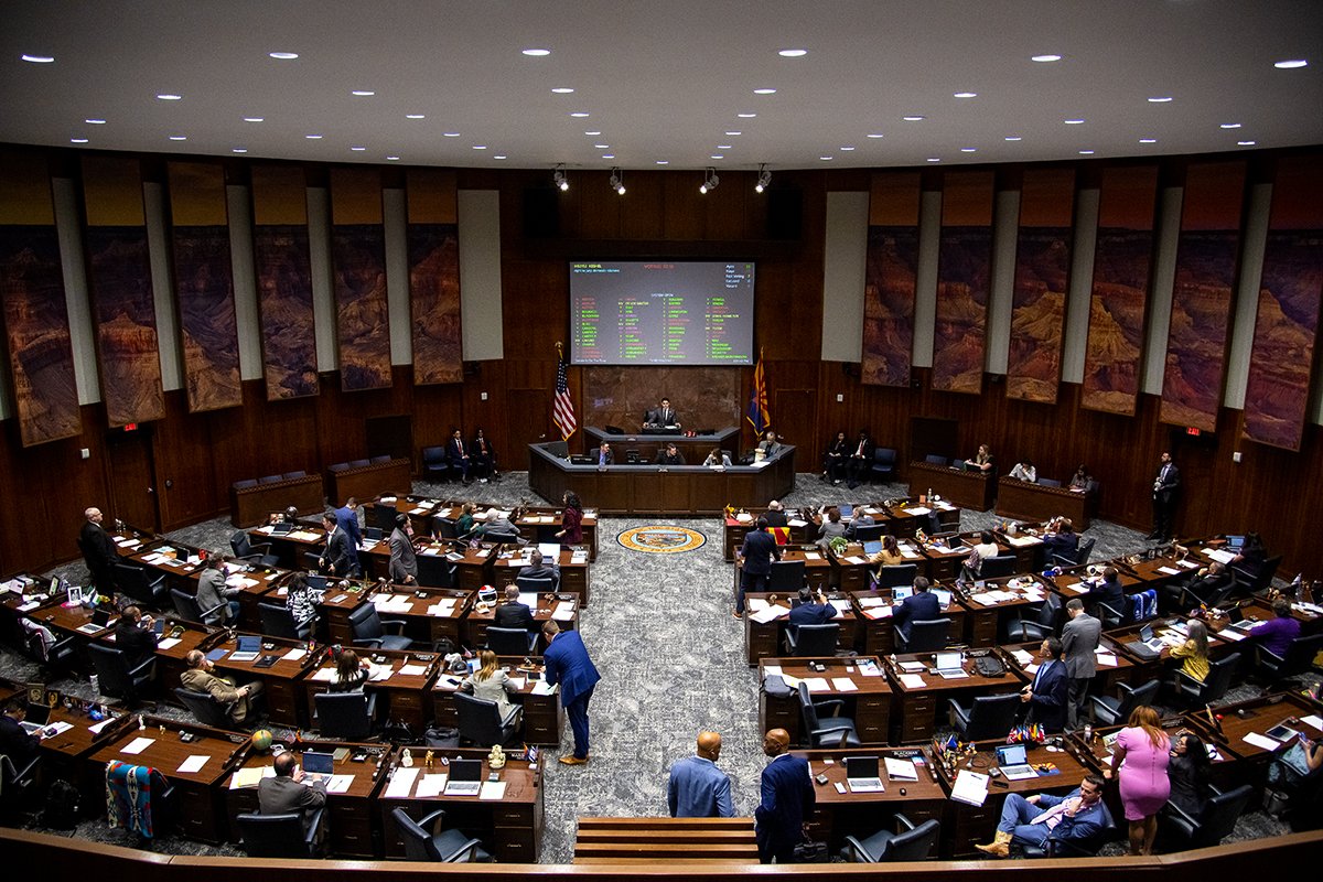 Members of the Arizona House of Representatives vote during a third reading of nearly three dozen bills at the Arizona State Capitol on March 4, 2025. [Monica D. Spencer]